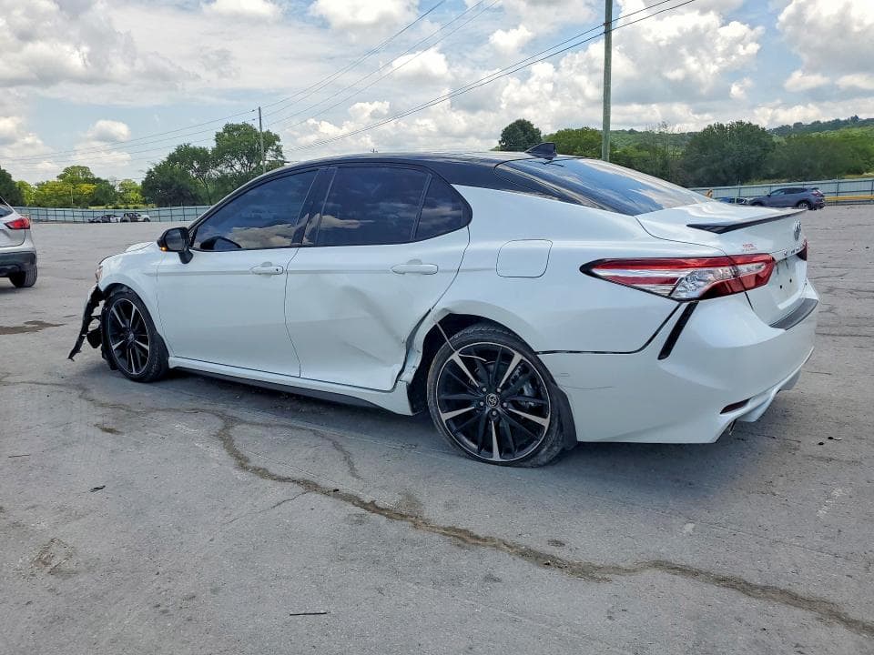 2020 TOYOTA CAMRY XSE 2