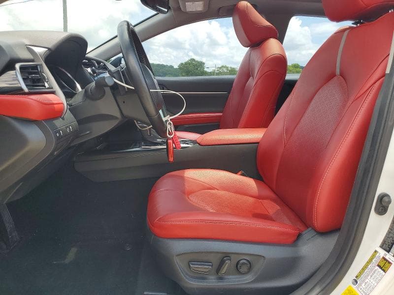 2020 TOYOTA CAMRY XSE 7
