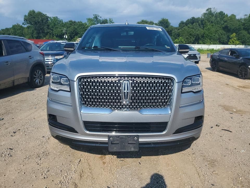 2022 LINCOLN NAVIGATOR L 5