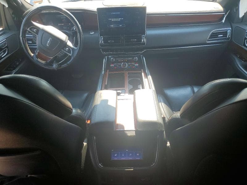 2022 LINCOLN NAVIGATOR L 8