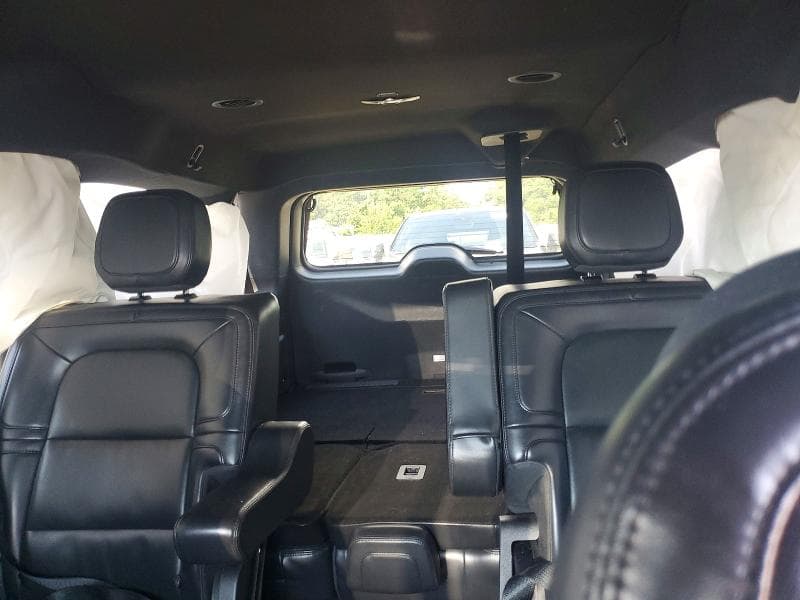 2022 LINCOLN NAVIGATOR L 10