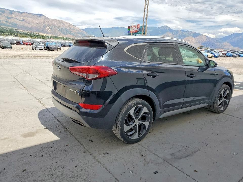 2017 HYUNDAI TUCSON SPORT 3