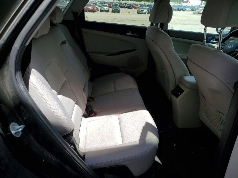 2017 HYUNDAI TUCSON SPORT 10
