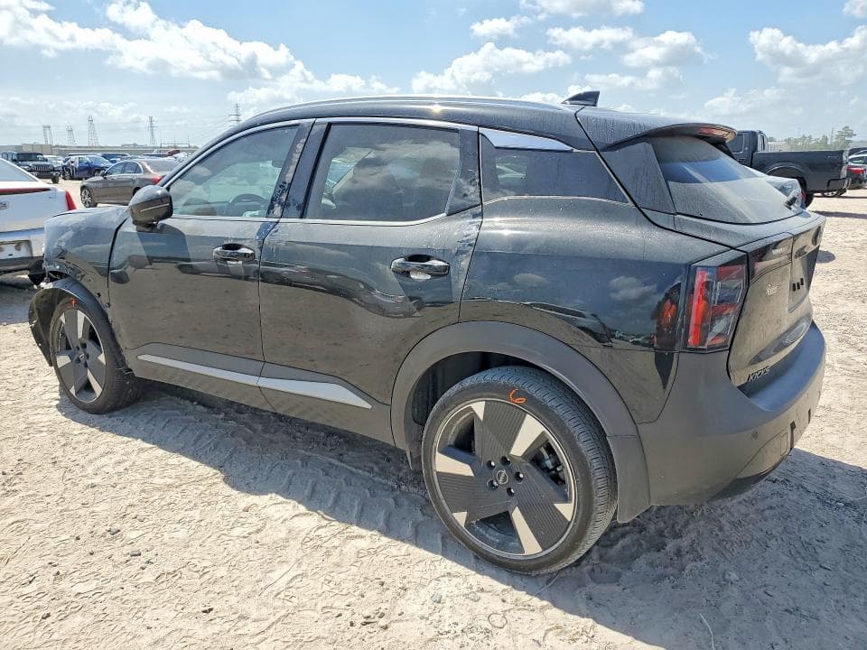 2025 NISSAN KICKS SR 2