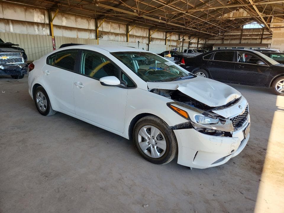 2017 KIA FORTE LX 4