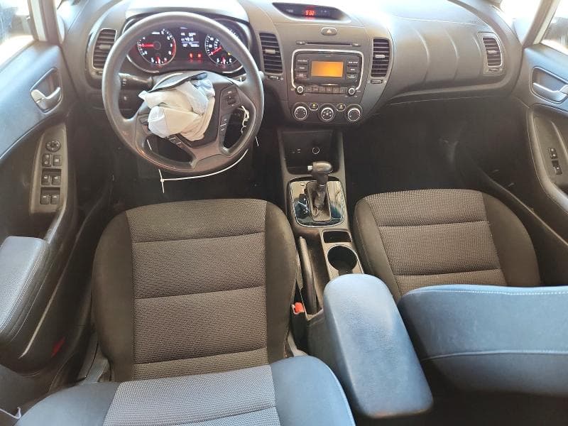 2017 KIA FORTE LX 8