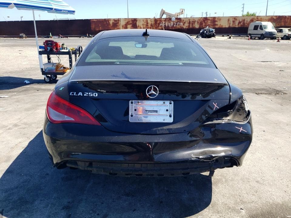 2018 MERCEDES-BENZ CLA 250 6