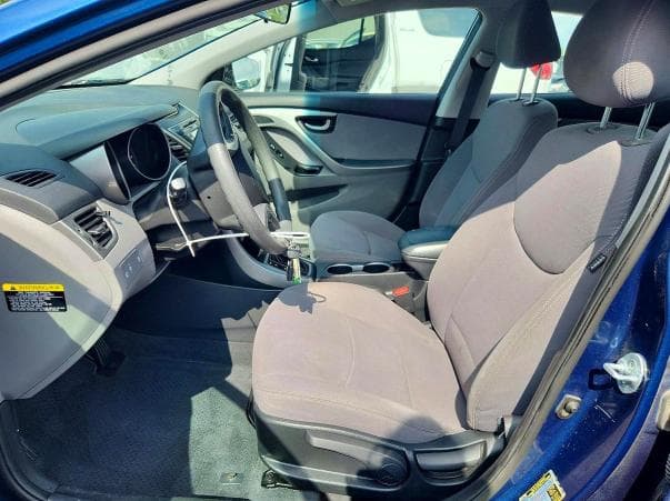 2016 HYUNDAI ELANTRA SE SE 7