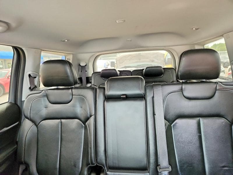 2021 JEEP GRAND CHEROKEE L LIMITED 10