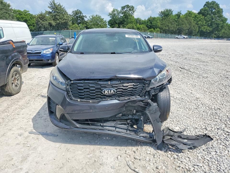 2019 KIA SORENTO LX V6 5