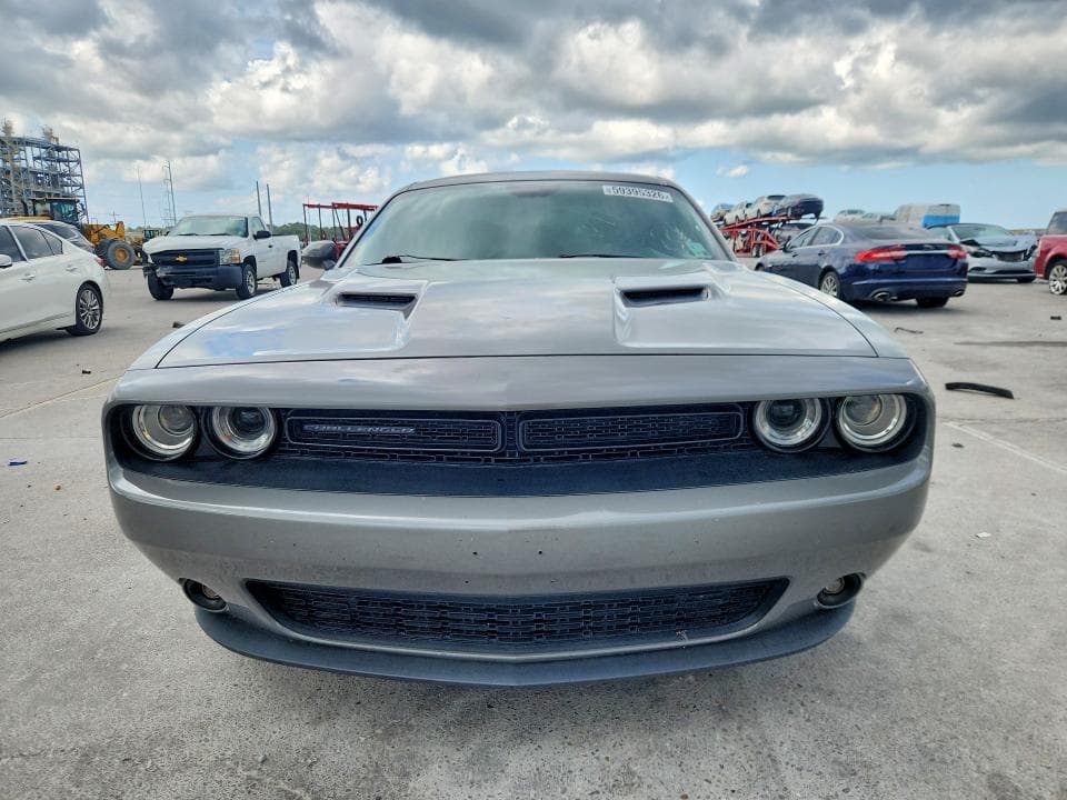 2018 DODGE CHALLENGER SXT 5