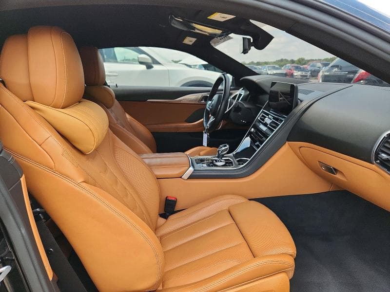2023 BMW M850XI 10