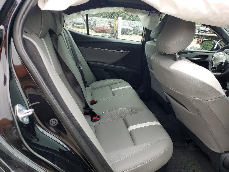 2026 TOYOTA CAMRY SE 10
