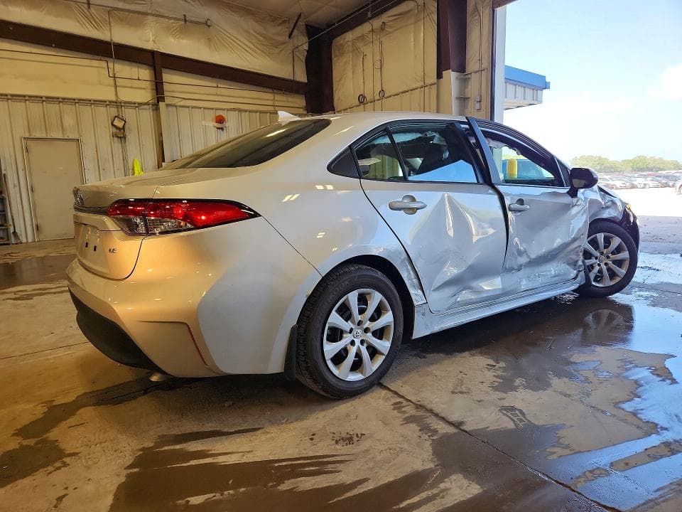 2026 TOYOTA COROLLA LE 3