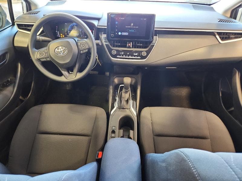 2026 TOYOTA COROLLA LE 8