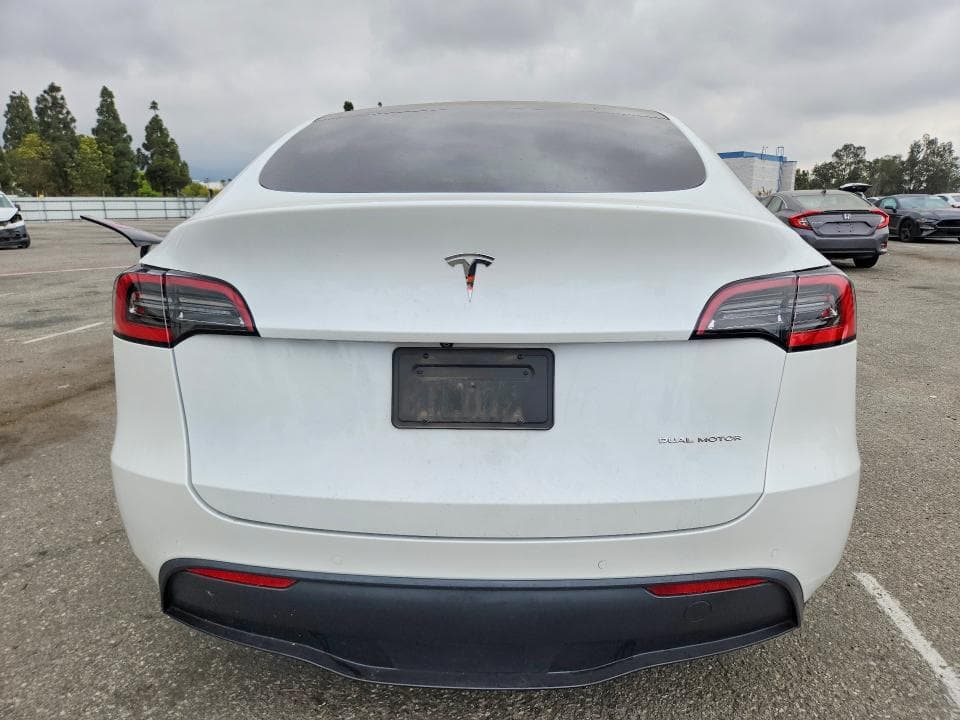 2021 TESLA MODEL Y 6