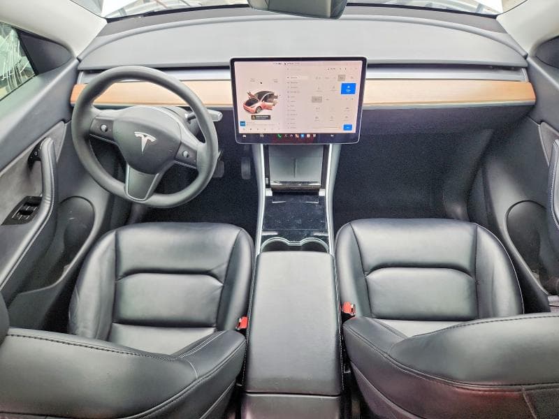 2021 TESLA MODEL Y 8
