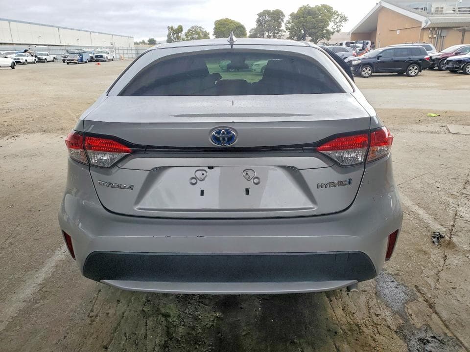 2021 TOYOTA COROLLA LE 6