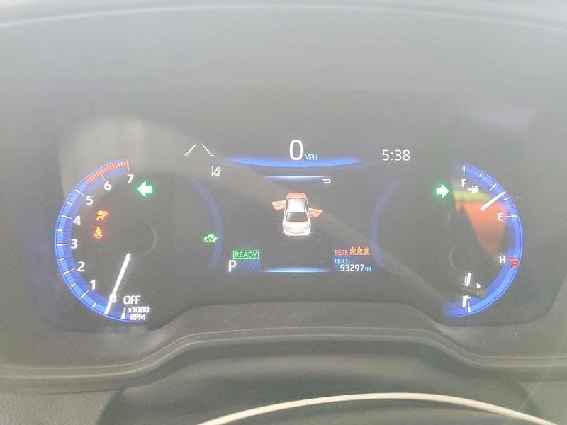 2021 TOYOTA COROLLA LE 9
