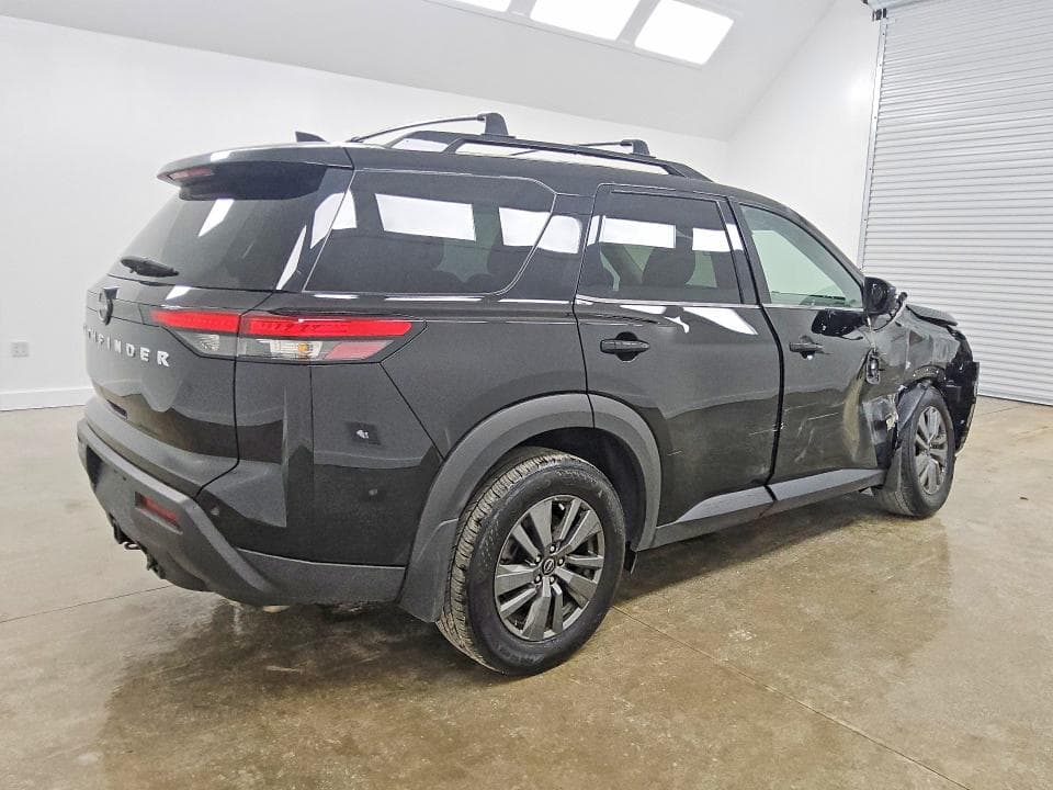 2025 NISSAN PATHFINDER SV 3