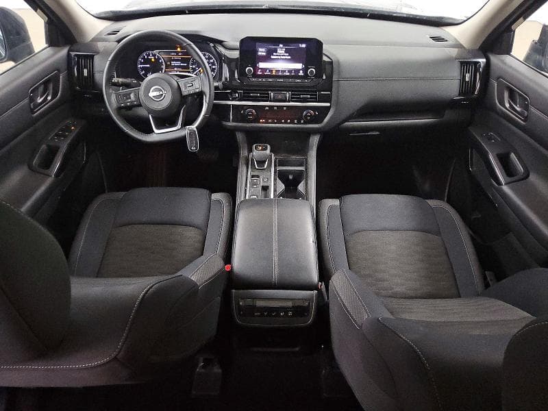 2025 NISSAN PATHFINDER SV 8