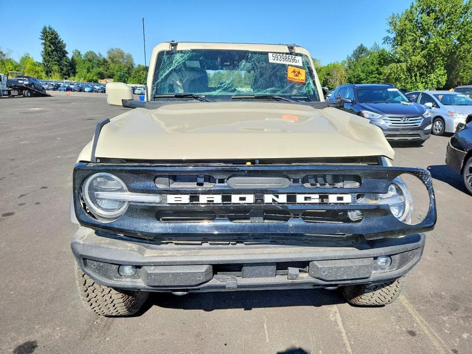 2025 FORD BRONCO OUTER BANKS 5