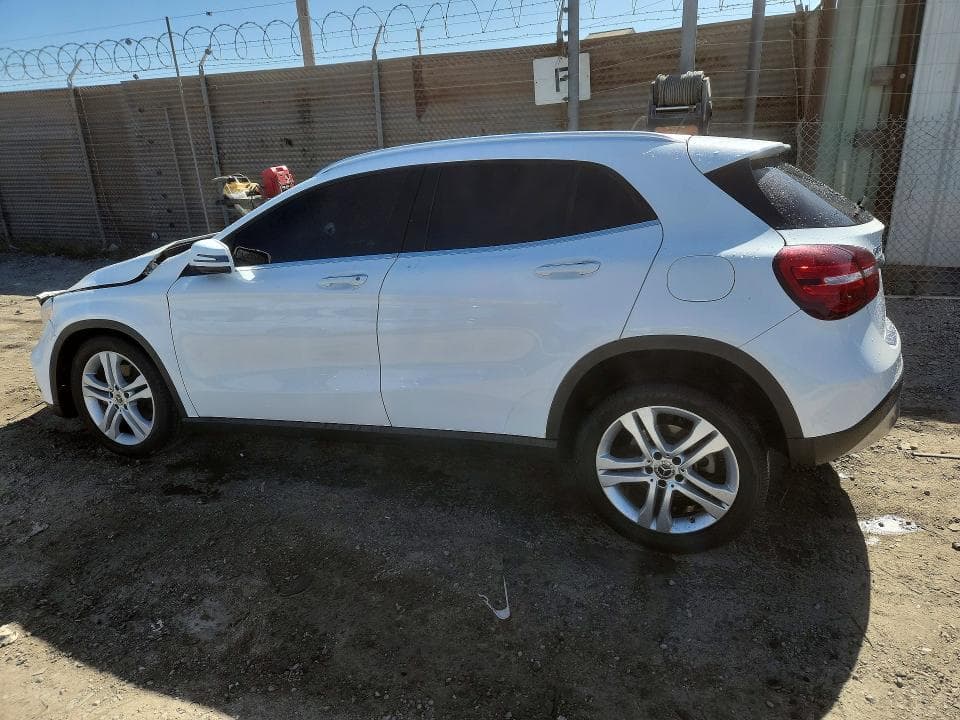 2019 MERCEDES-BENZ GLA 250 4MATIC 2