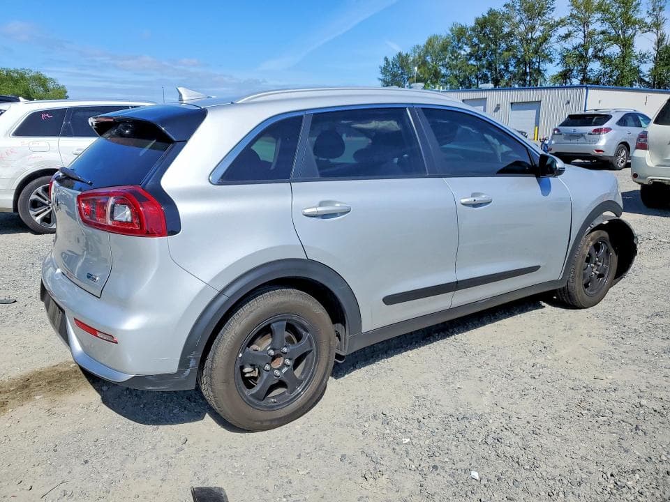 2019 KIA NIRO LX 3