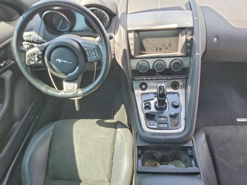 2017 JAGUAR F-TYPE 8