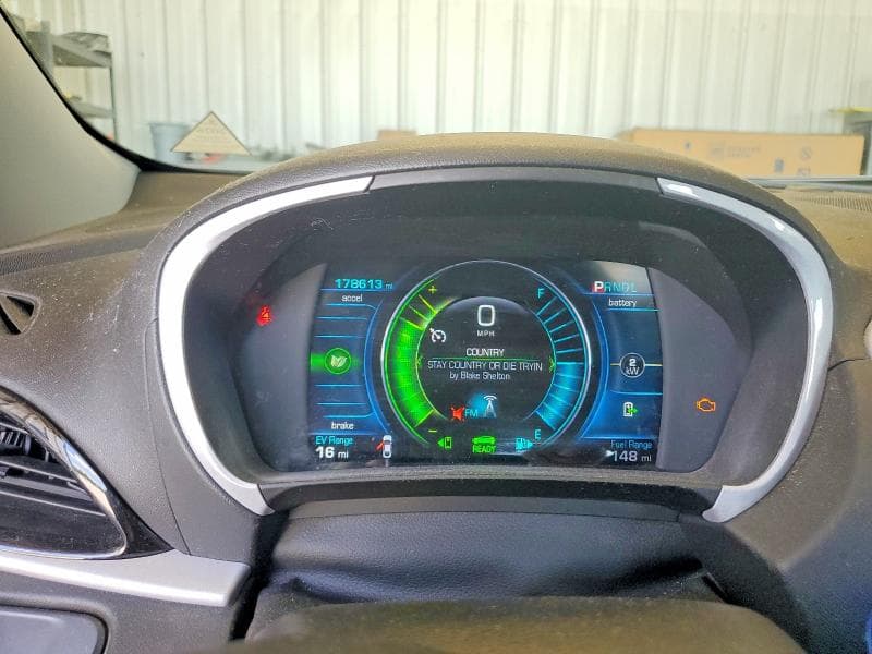 2017 CHEVROLET VOLT LT 9