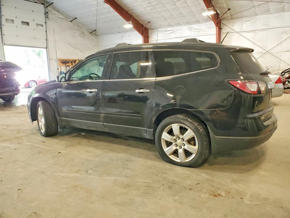 2017 CHEVROLET TRAVERSE LT LT 2