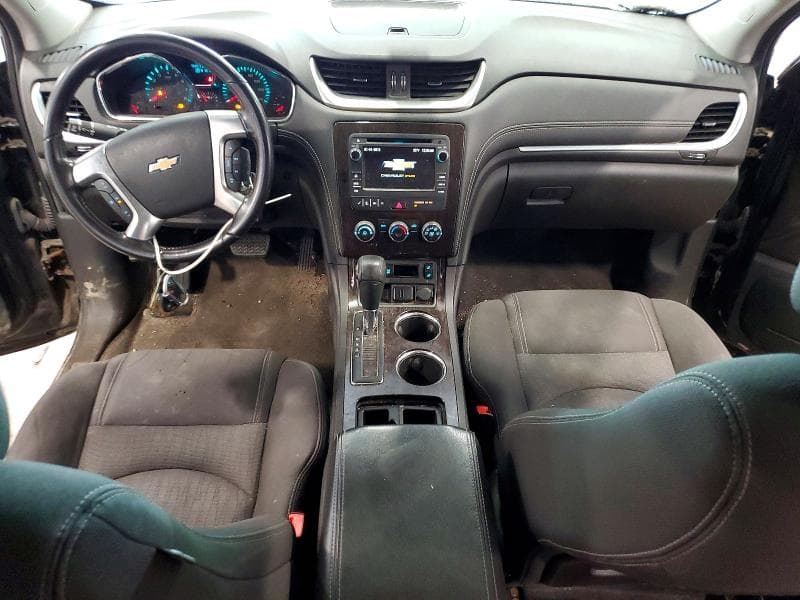 2017 CHEVROLET TRAVERSE LT LT 8