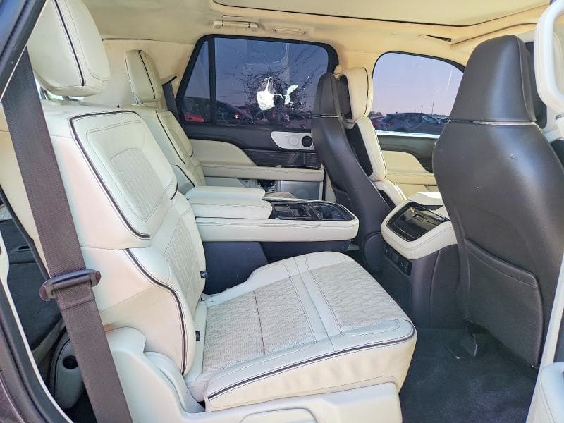 2023 LINCOLN NAVIGATOR BLACK LABEL BLACK LABEL 11