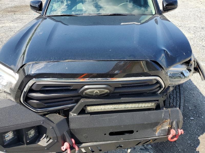 2019 TOYOTA TACOMA SR5 V6 11