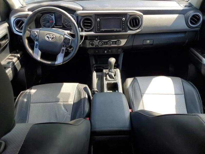 2019 TOYOTA TACOMA SR5 V6 8