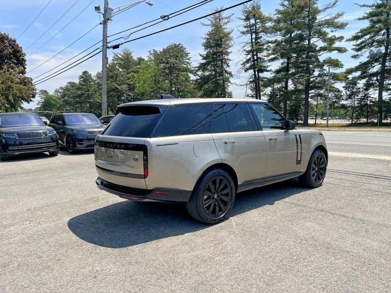 2023 LAND ROVER RANGE ROVER SE 4