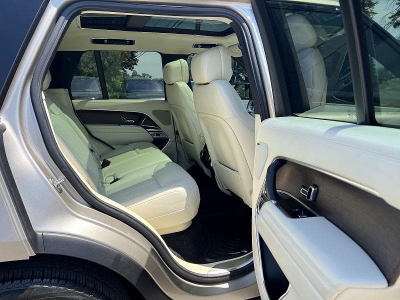 2023 LAND ROVER RANGE ROVER SE 6