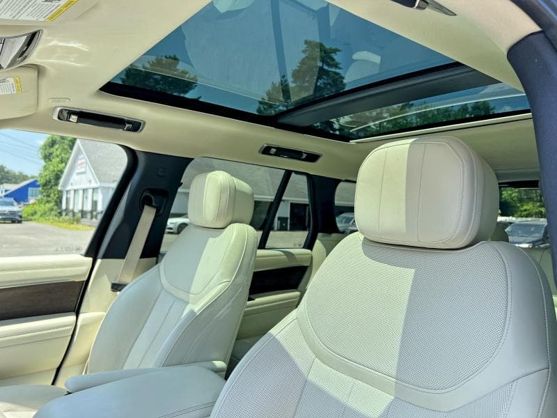 2023 LAND ROVER RANGE ROVER SE 9