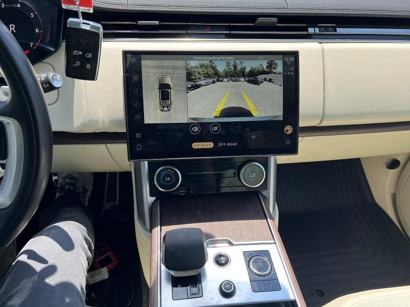 2023 LAND ROVER RANGE ROVER SE 10