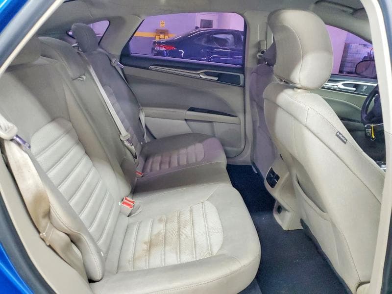 2019 FORD FUSION SE 10
