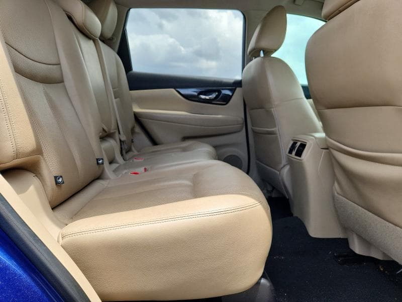 2017 NISSAN ROGUE SL SL 11