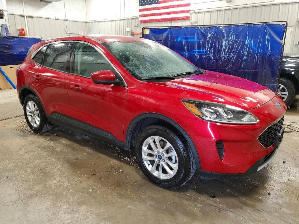 2020 FORD ESCAPE SE 4