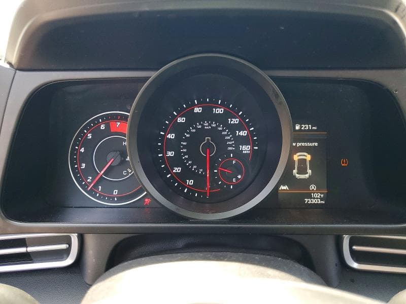 2022 HYUNDAI ELANTRA SE 9