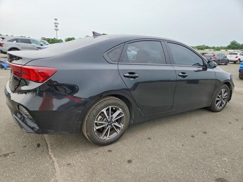 2024 KIA FORTE LXS 3