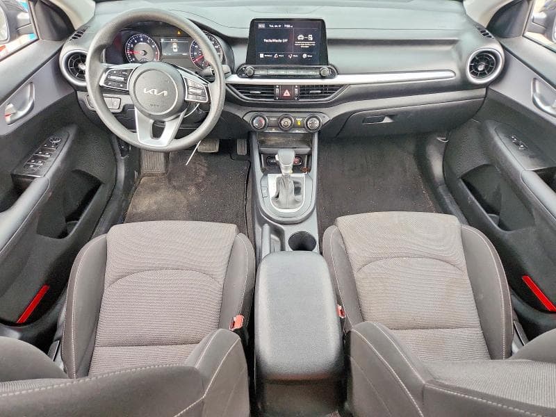 2024 KIA FORTE LXS 8