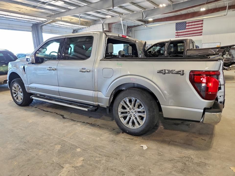 2024 FORD F150 XLT 2