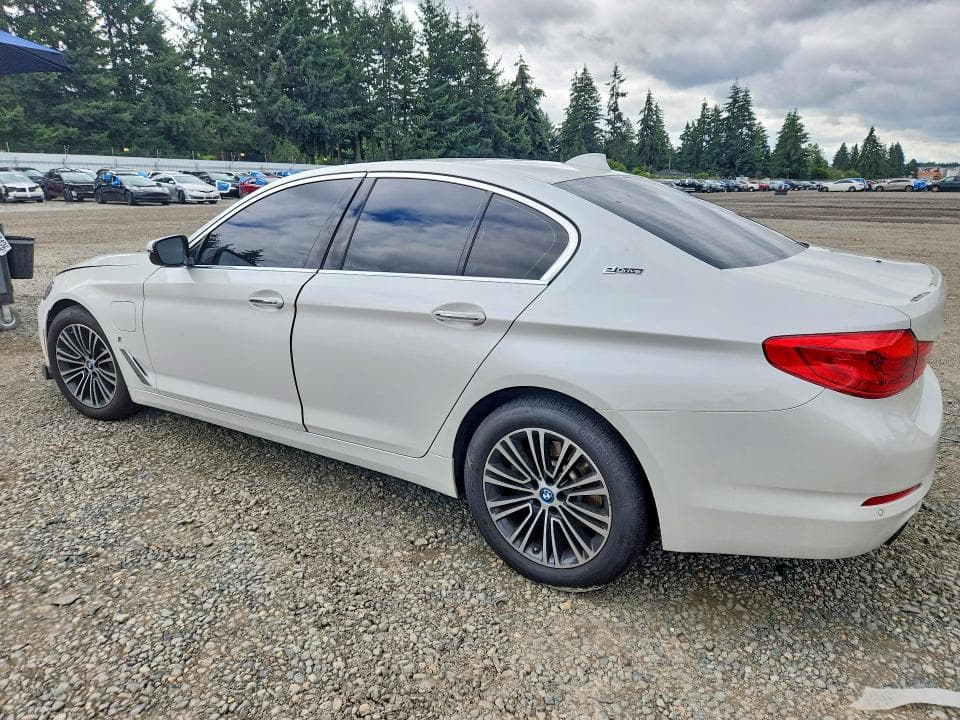 2018 BMW 530XE 2