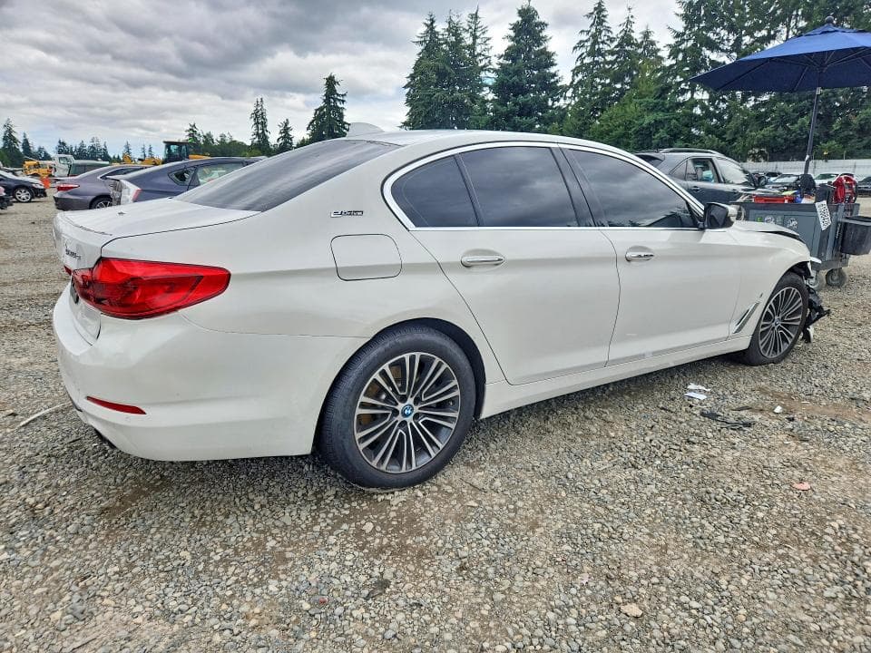 2018 BMW 530XE 3