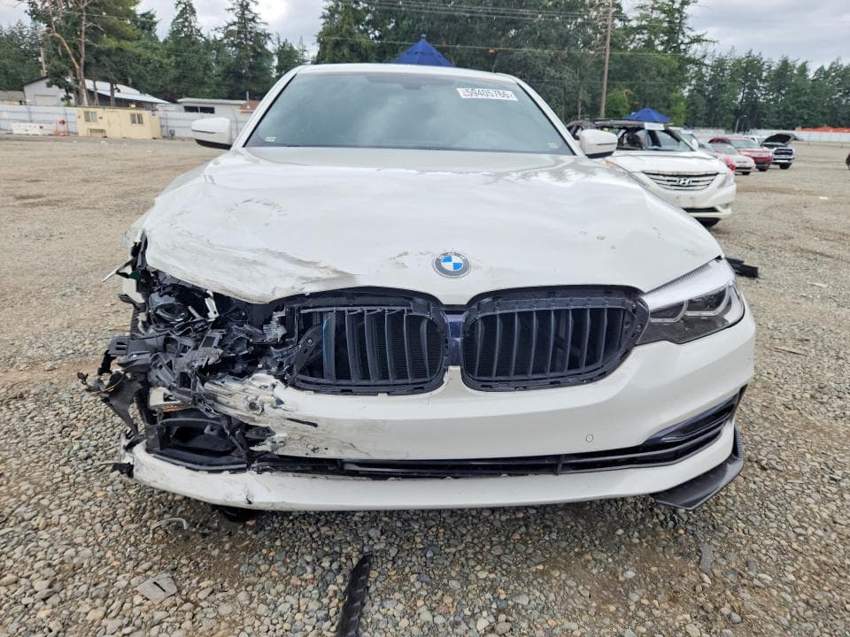 2018 BMW 530XE 5