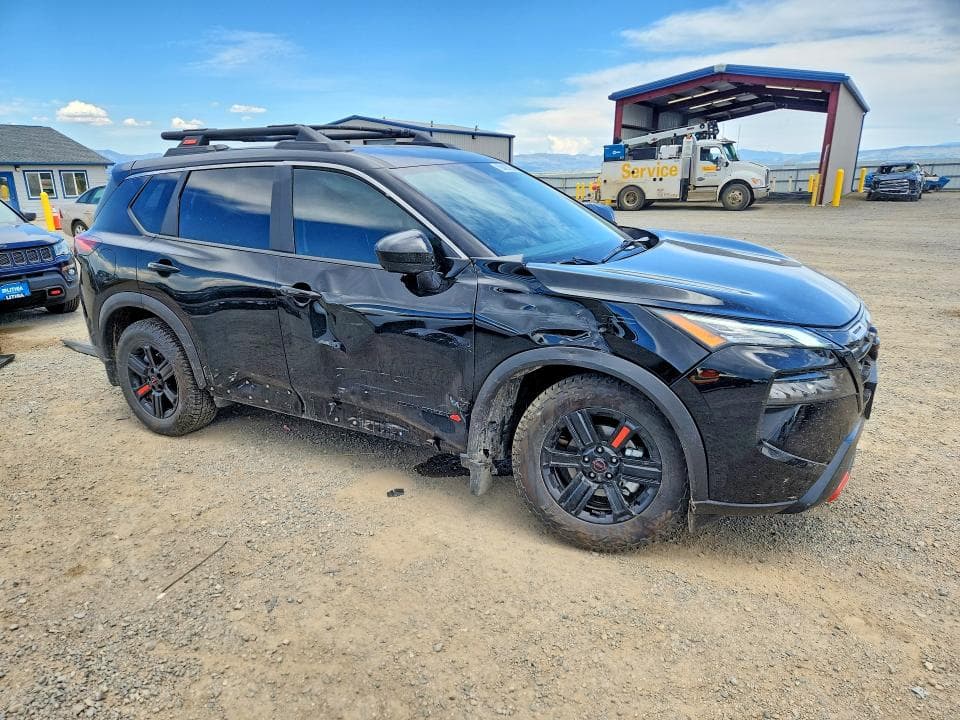 2025 NISSAN ROGUE ROCK CREEK 4